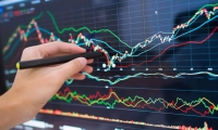 冲突背后：如何畅通外卖配送“最后100米”？